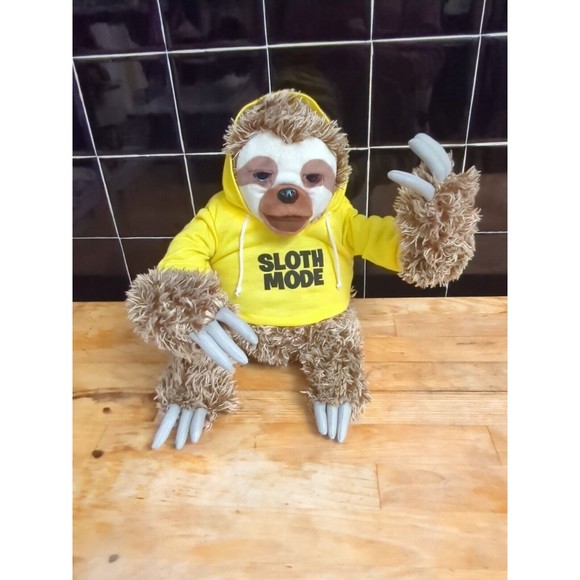 Snax The Sloth Mimicking Talking Sloth Plush Creepy Possessed Voice Play Back - Picture 1 of 11